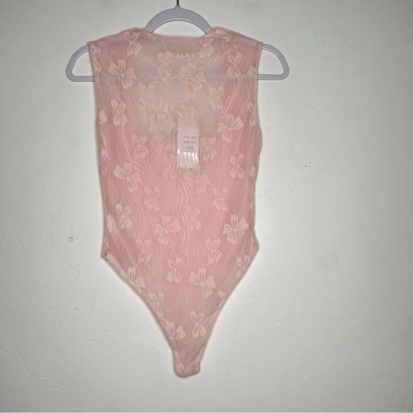NWT LC Lizette Collection Pastel Pink Bow Bodysuit Square Neck Size Medium - Picture 2 of 11